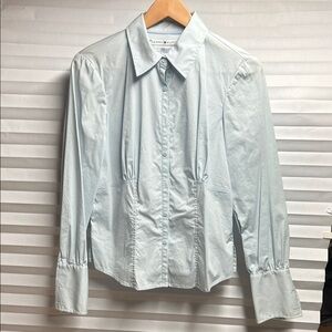 Tommy Hilfiger Light Blue Button Down Shirt. Cotton 97%